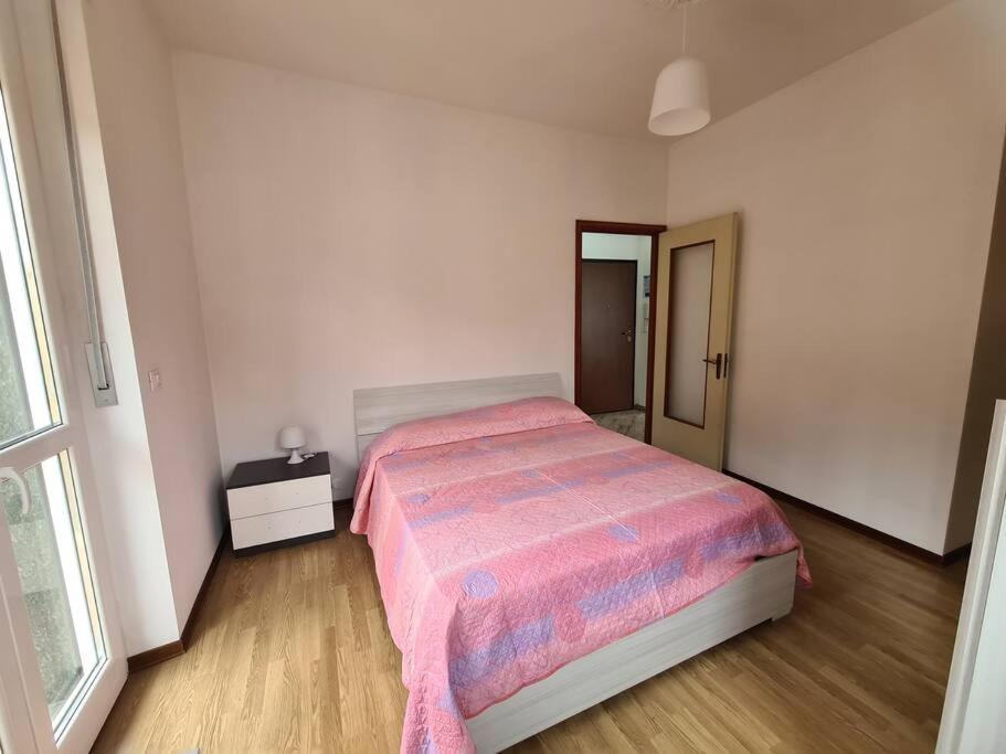 Bilocale Centralissimo Leinì Kültér fotó